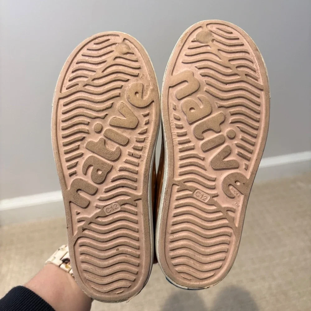 Native Shoes Kids Mary Jane Rose Gold Water Shoes Size C12‎